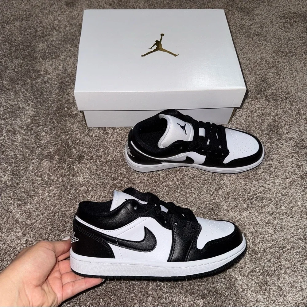 New Size 5.5 Nike Air Jordan 1 Low Sneakers Black White